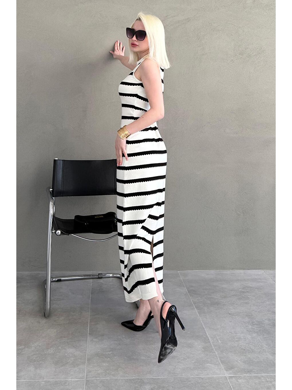 Beyaz Yırtmaç Detaylı Uzun Boy Triko Elbise Mg2448-3