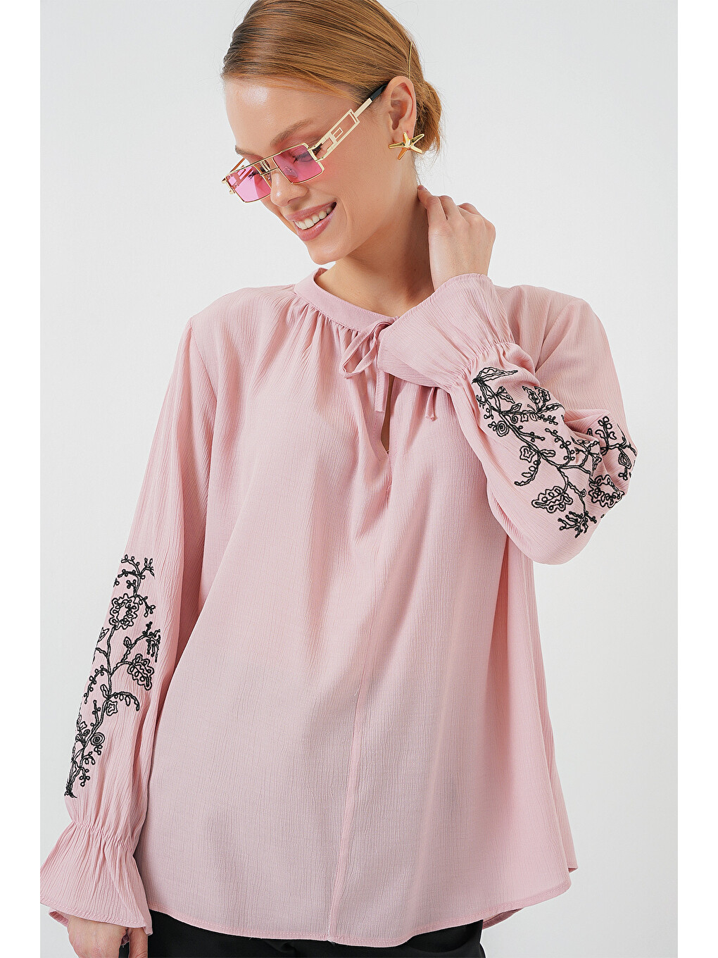 Pembe Kadın Nakışlı Örme Bluz 941 - Pudra-2