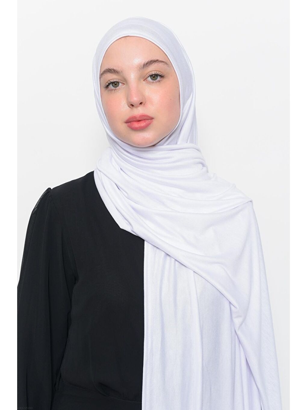 Beyaz Hazır Pratik Geçmeli Lüks Organik Düz Penye Şal Eşit Hizalı-4