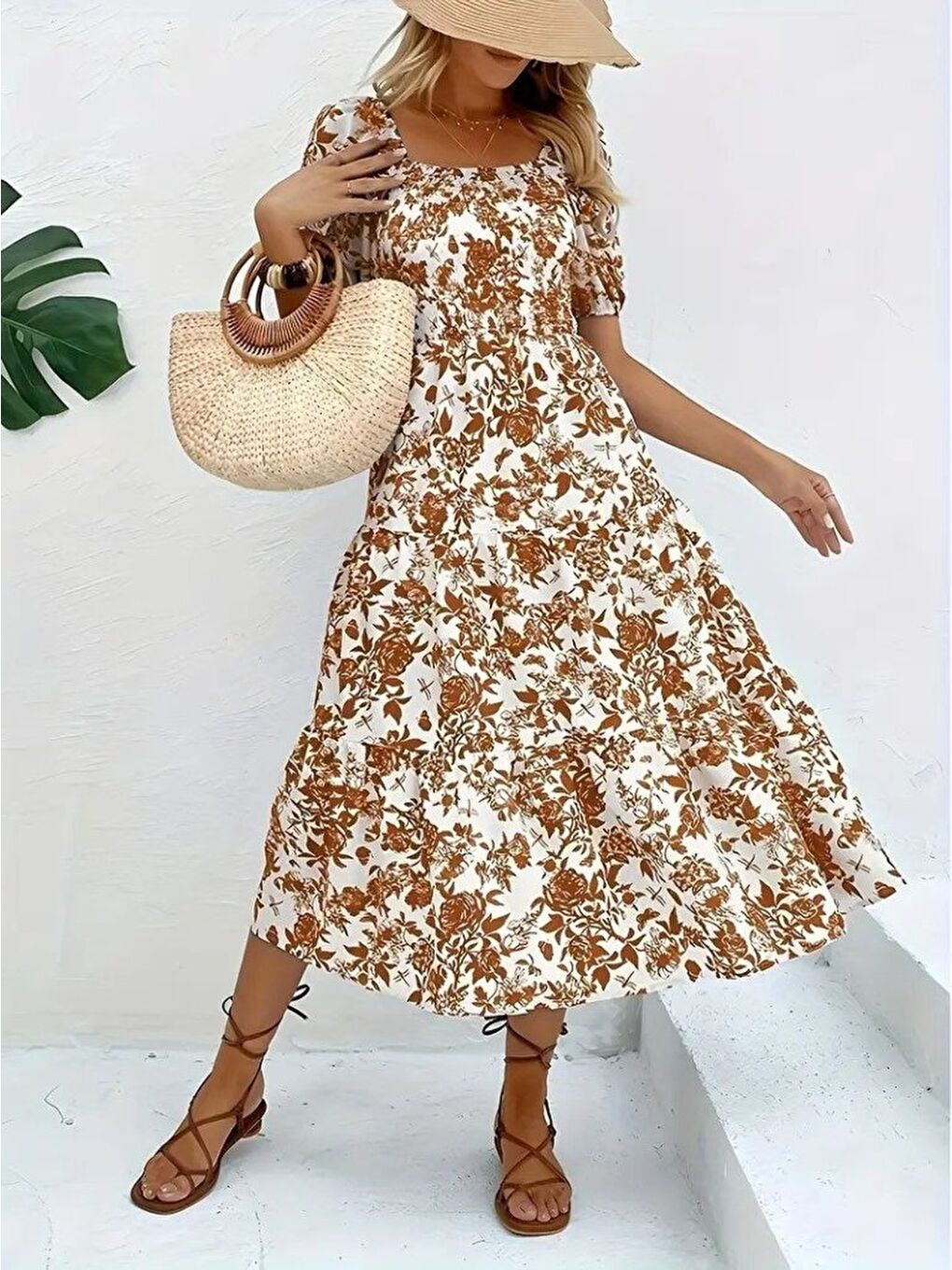 Kahverengi Kadın Kısa Kollu Kare Yakalı Lastikli Desenli Süprem Elbise