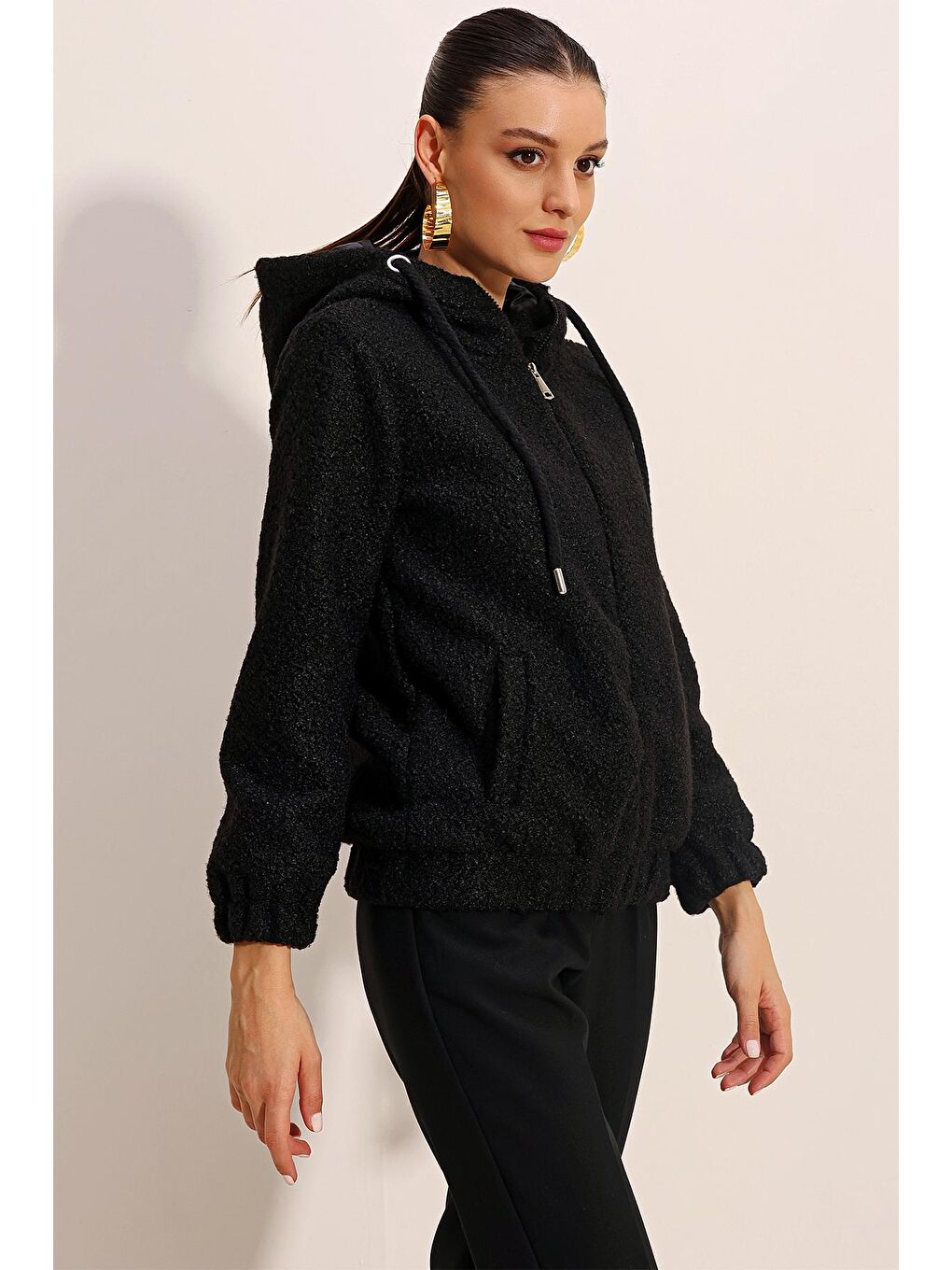 5180 Geniş Kesim Kapüşonlu Mont - Siyah-4