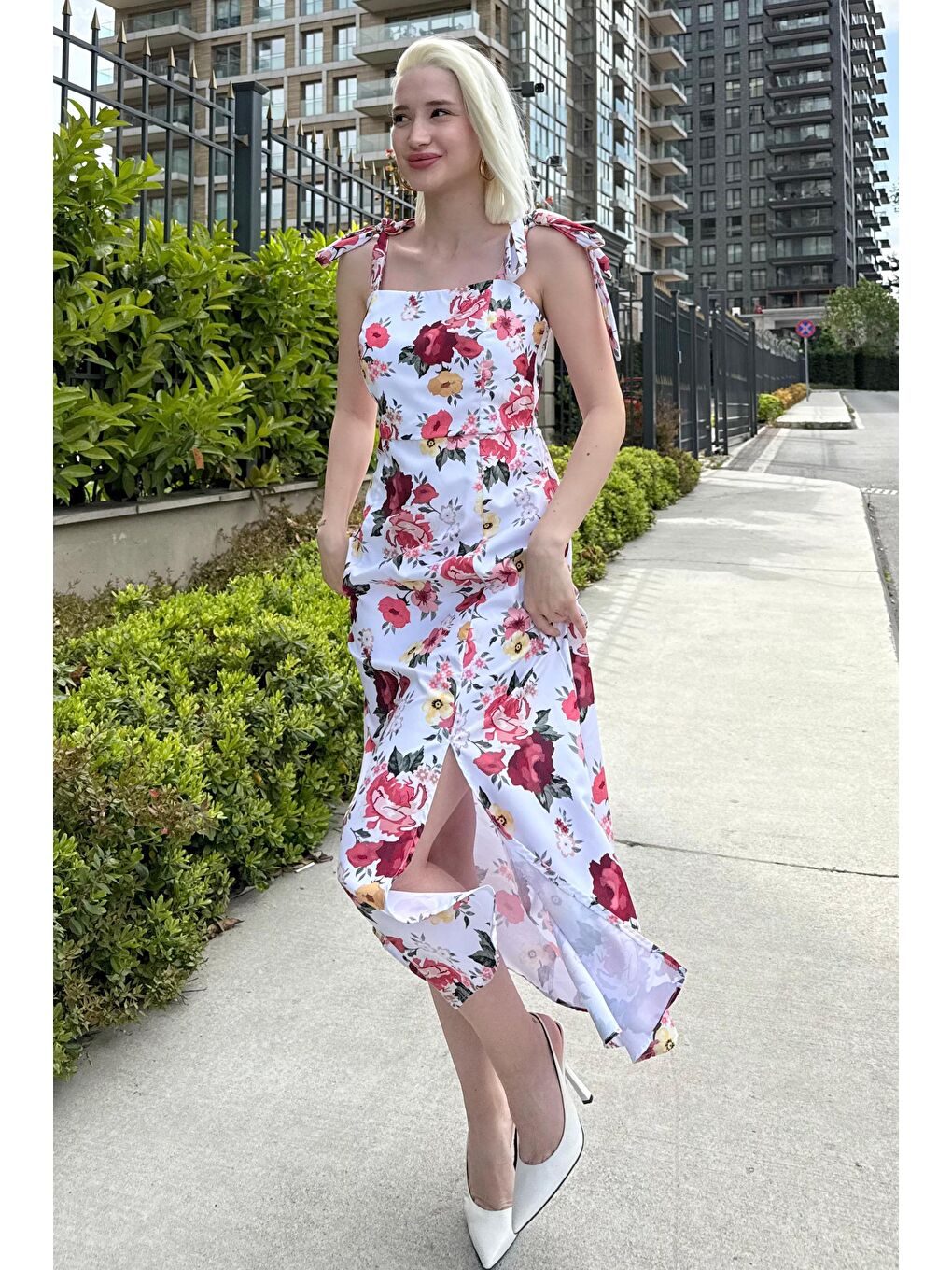 Pembe Çiçekli Bağlanabilir Askı Midi Boy Kadın Elbise Mg2465-3