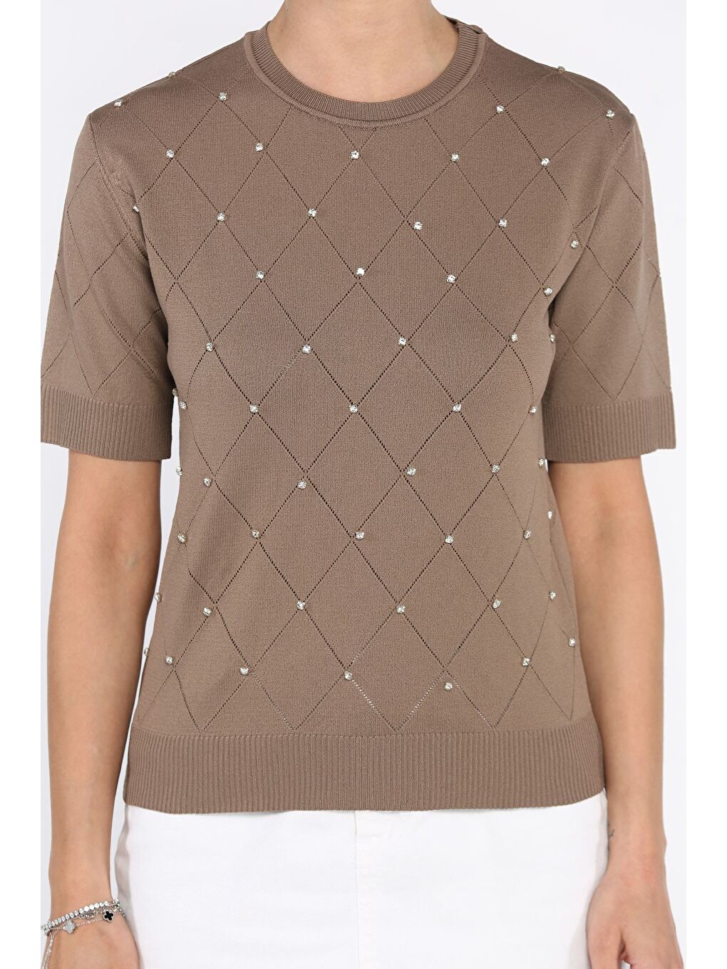 Bej Kendinden Desenli Taşlı Kadın Bluz-2