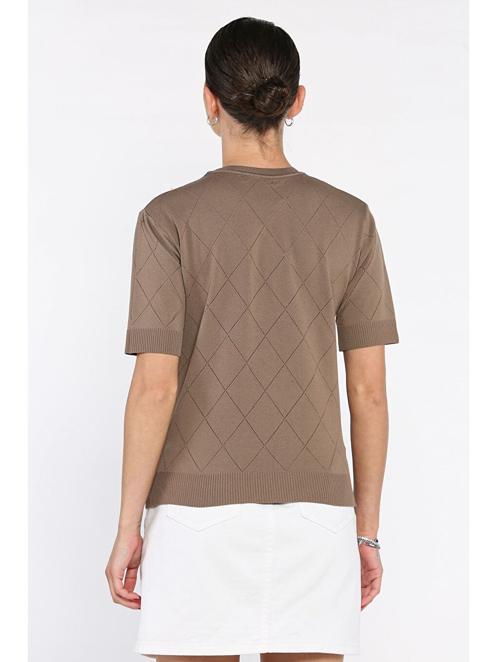 Bej Kendinden Desenli Taşlı Kadın Bluz-3