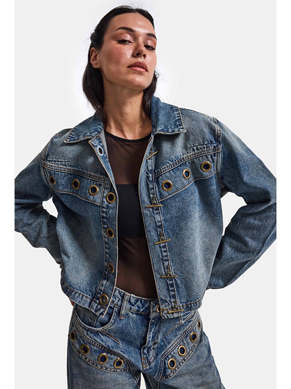 Mavi Kadın Jean Rengi 4w6-8 Kemer Boy Kuş Gözü Detaylı Özel Tasarım Denim Ceket-1
