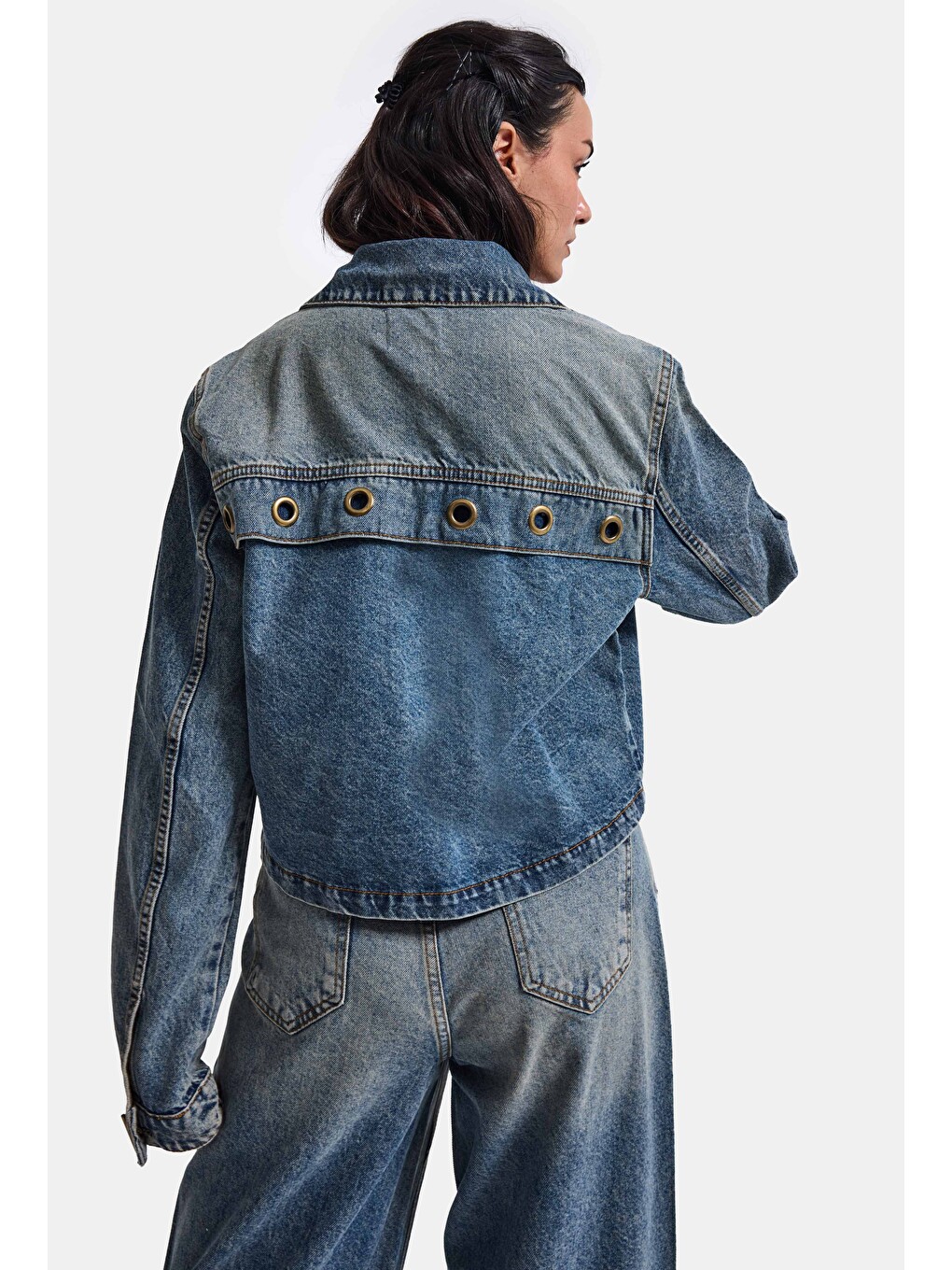Mavi Kadın Jean Rengi 4w6-8 Kemer Boy Kuş Gözü Detaylı Özel Tasarım Denim Ceket-6