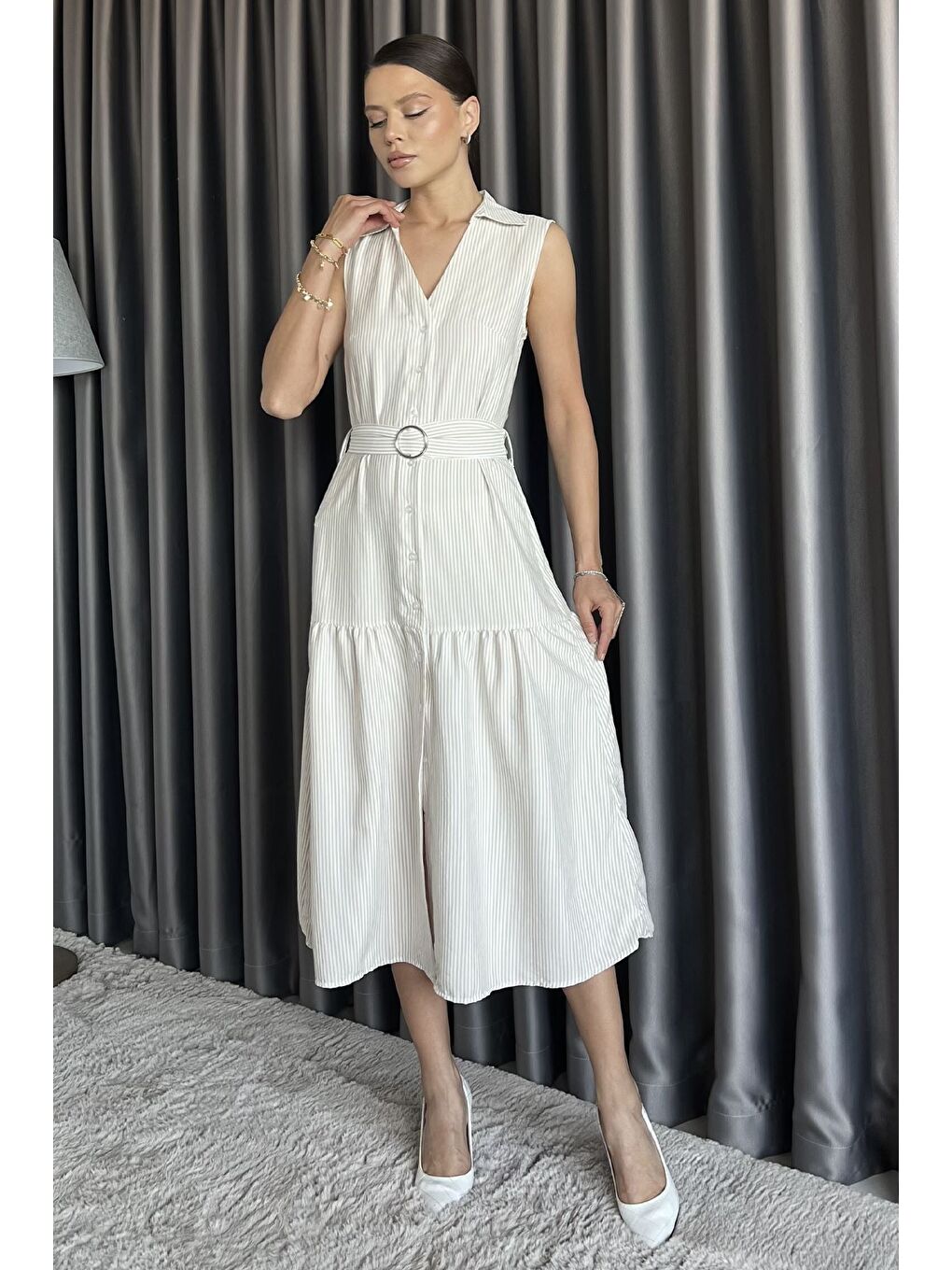 Bej Çizgi Desenli Kemerli Sıfır Kol Kadın Elbise-1