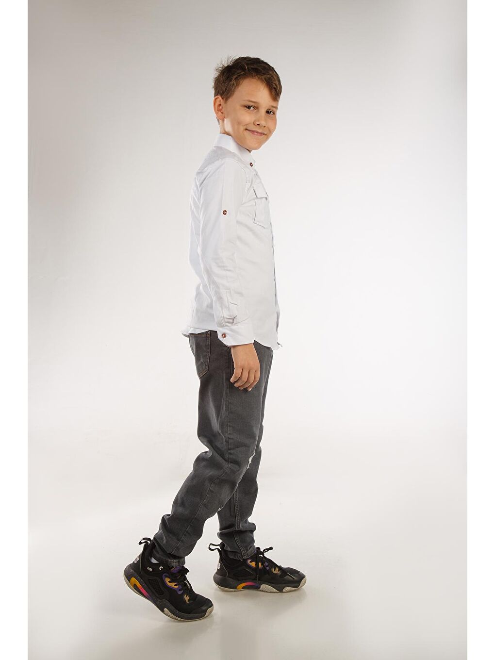 Beyaz Uzun Katlama Kollu Erkek Çocuk Gömlek-2