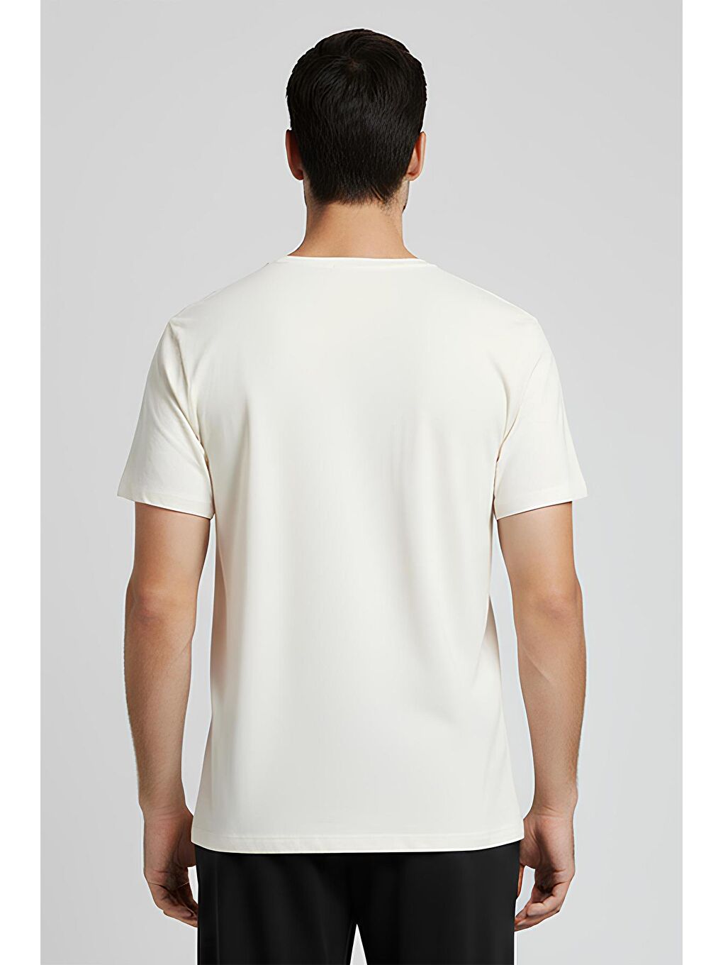 Ekru Erkek Kısa Kollu Basic Esnek Elastanlı Viskoz T-shirt MAN01-3