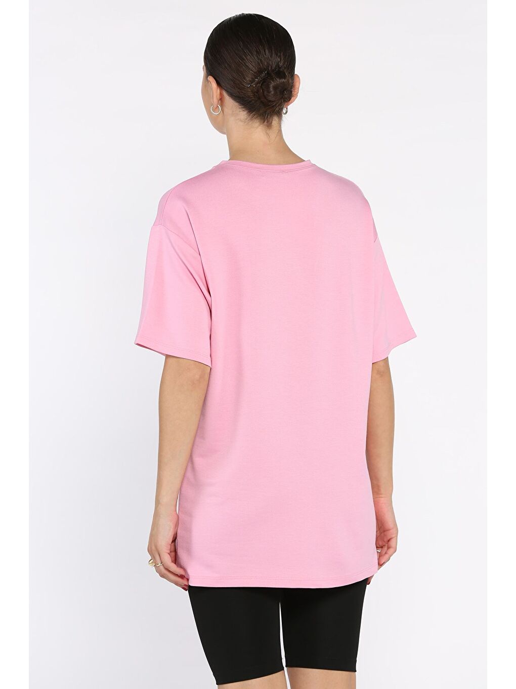 Pembe Kadın Bisiklet Yaka Kalp Nakışlı Salaş Tişört-2