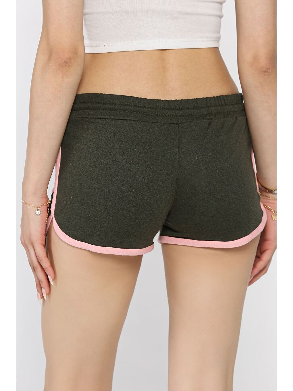 Haki Biyeli Kadın Baskılı Mini Şort-2