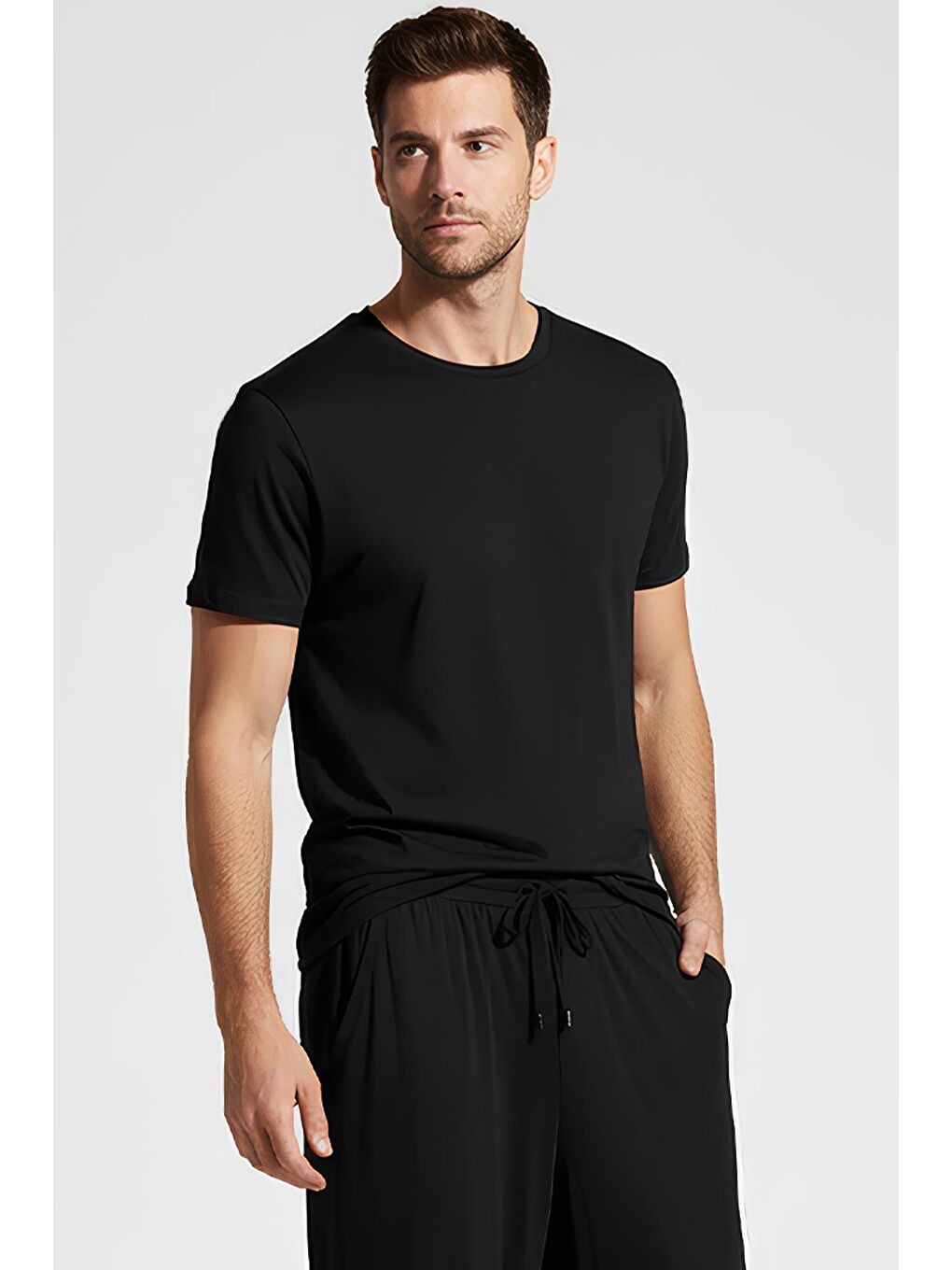 Siyah Erkek Kısa Kollu Basic Esnek Elastanlı Viskoz T-shirt MAN01-1