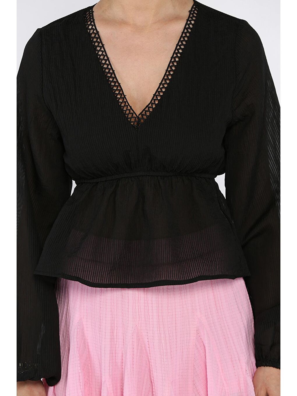 Siyah V Yaka Bel Lastikli Kadın Bluz-3