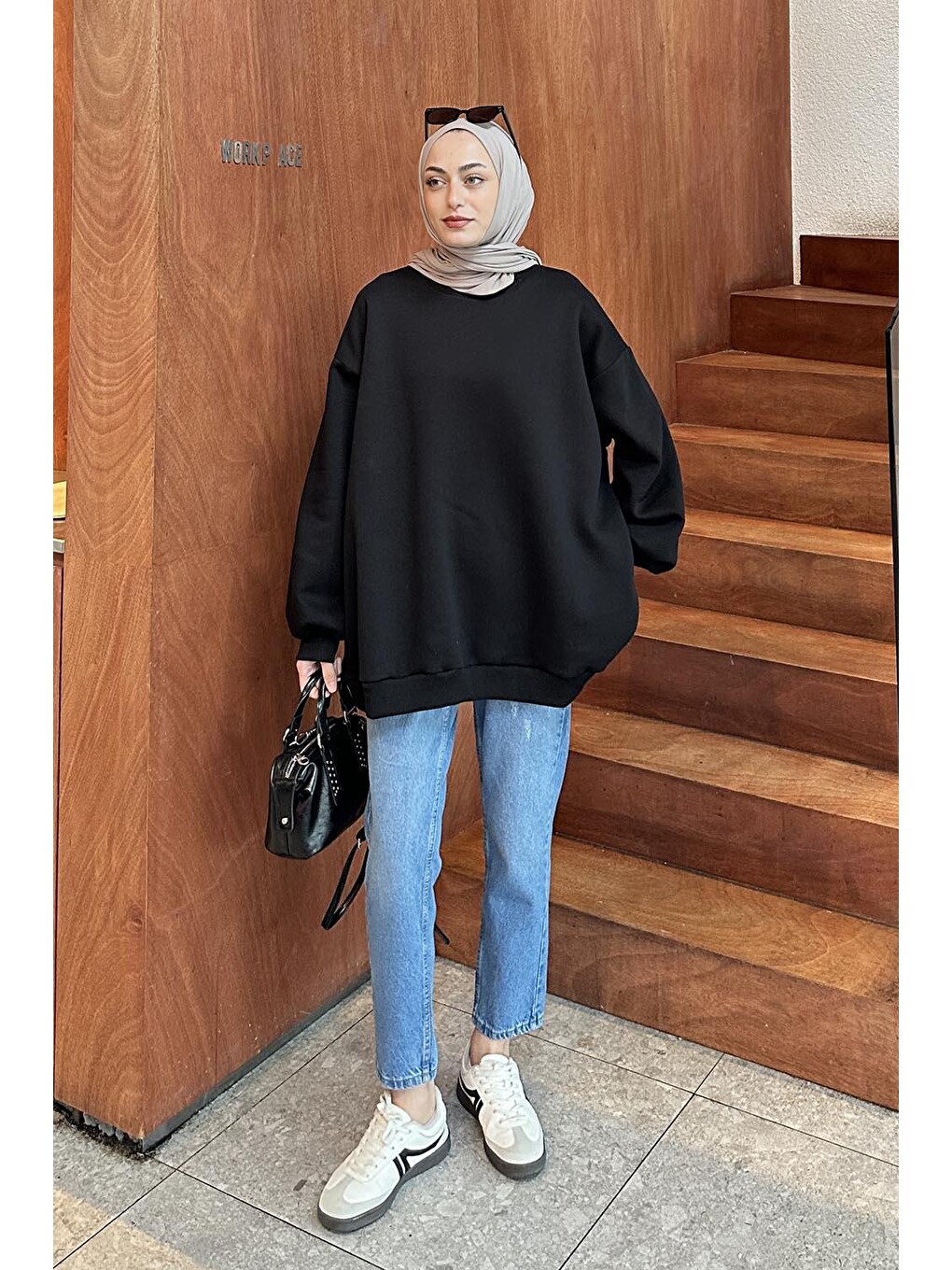 Oversize Sweatshirt Siyah
