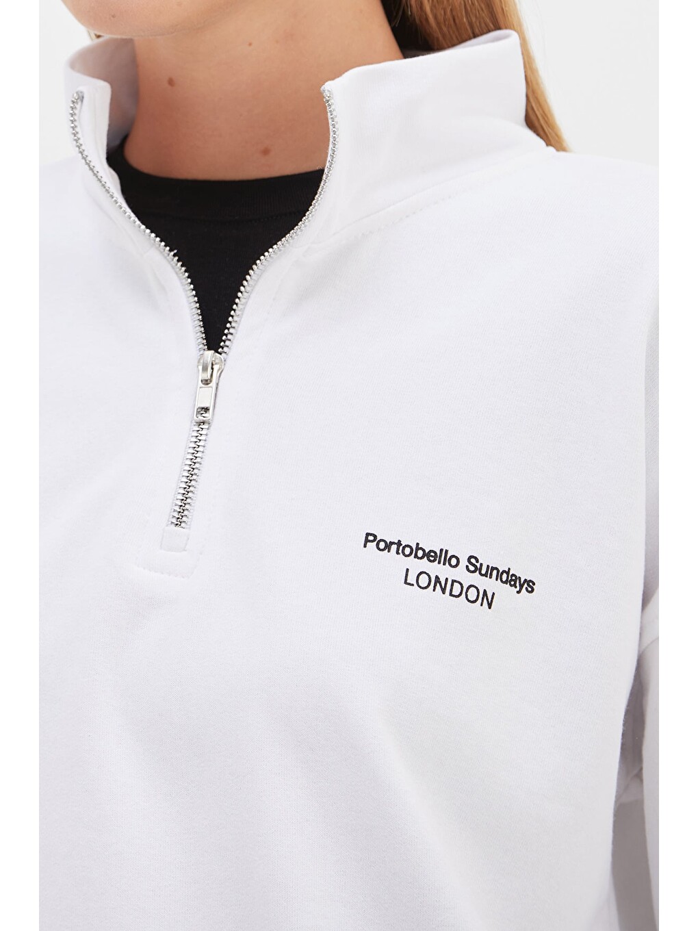 Beyaz 3 İplik London Baskılı Yarım Fermuarlı Sweatshirt-2