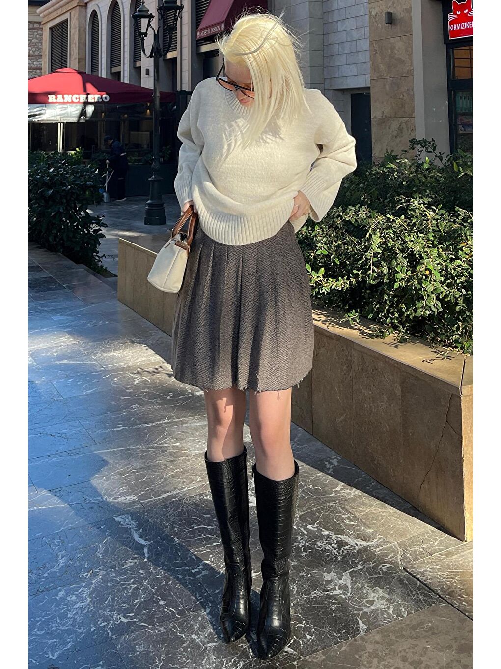 Bej Ekose Desen Kadın Pileli Etek Mg2248