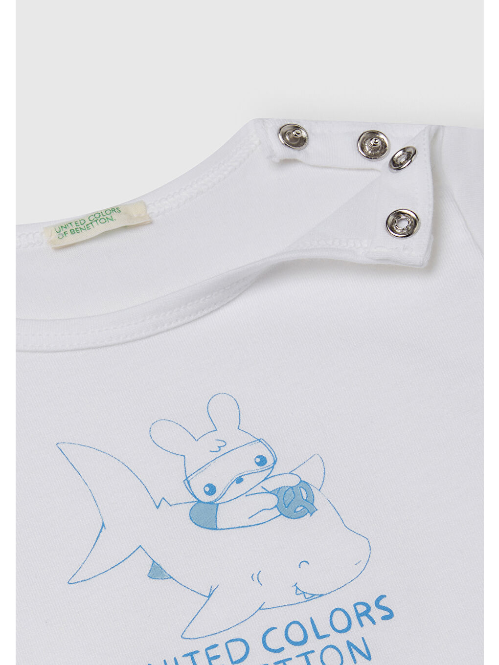 Bebek Beyaz Önü Baskılı Omzu Çıtçıt Düğmeli T-Shirt-2