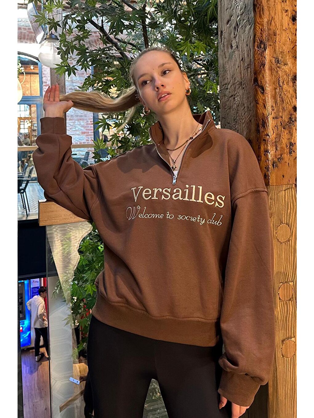 Kahverengi Yarım Fermuarlı Baskılı Sweatshirt Mg2240-2