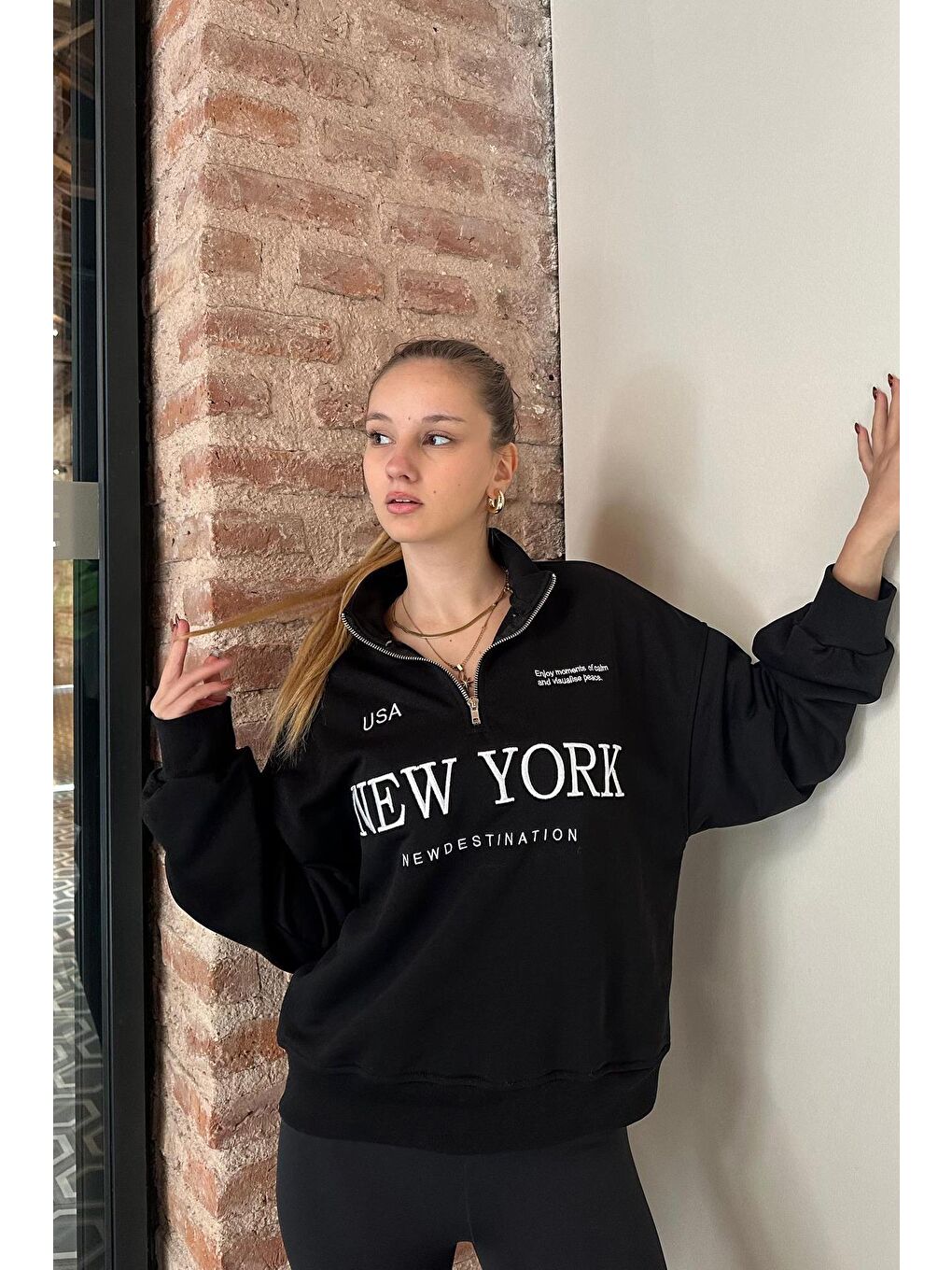 Siyah Yarım Fermuarlı Baskılı Sweatshirt Mg2240