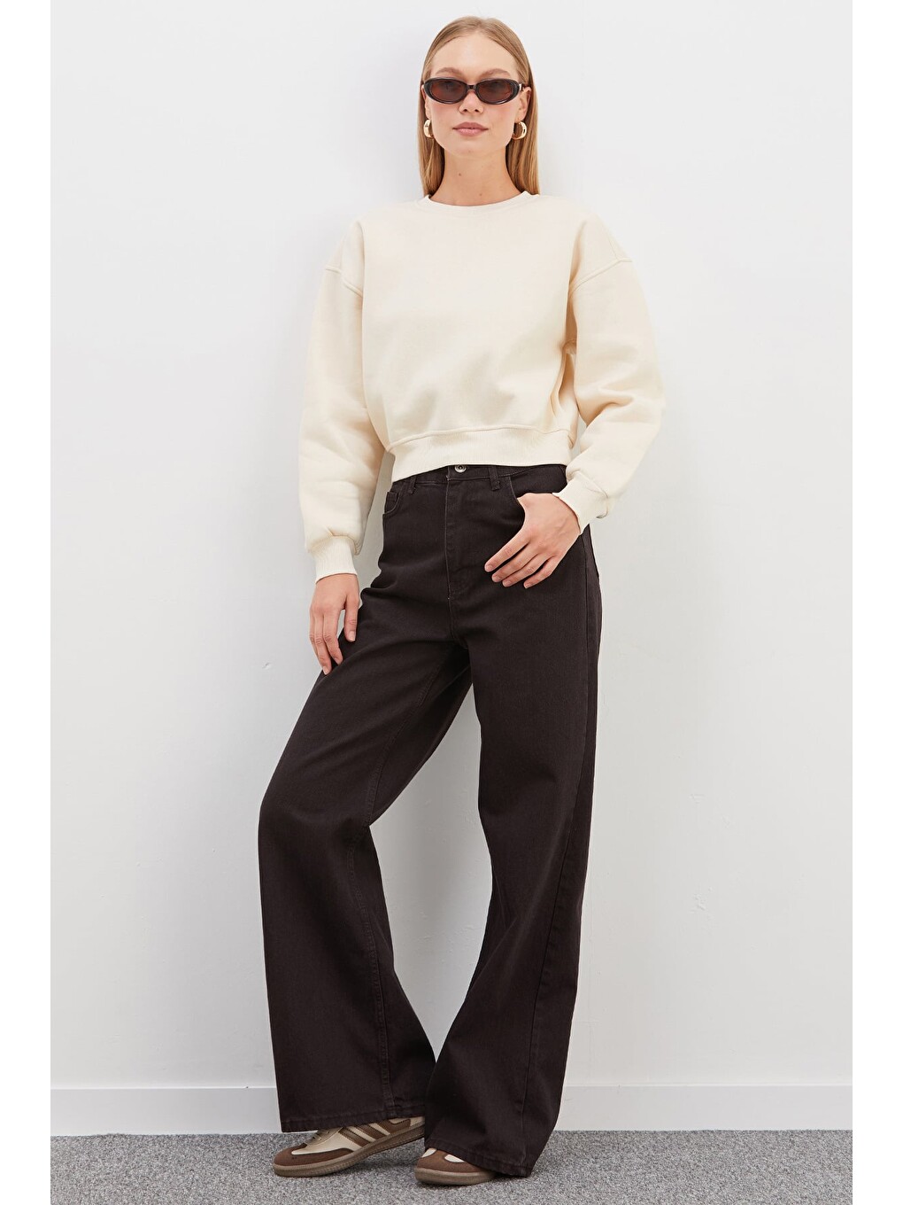 Bej 3 İplik Basic Ribanalı Crop Sweatshirt-4