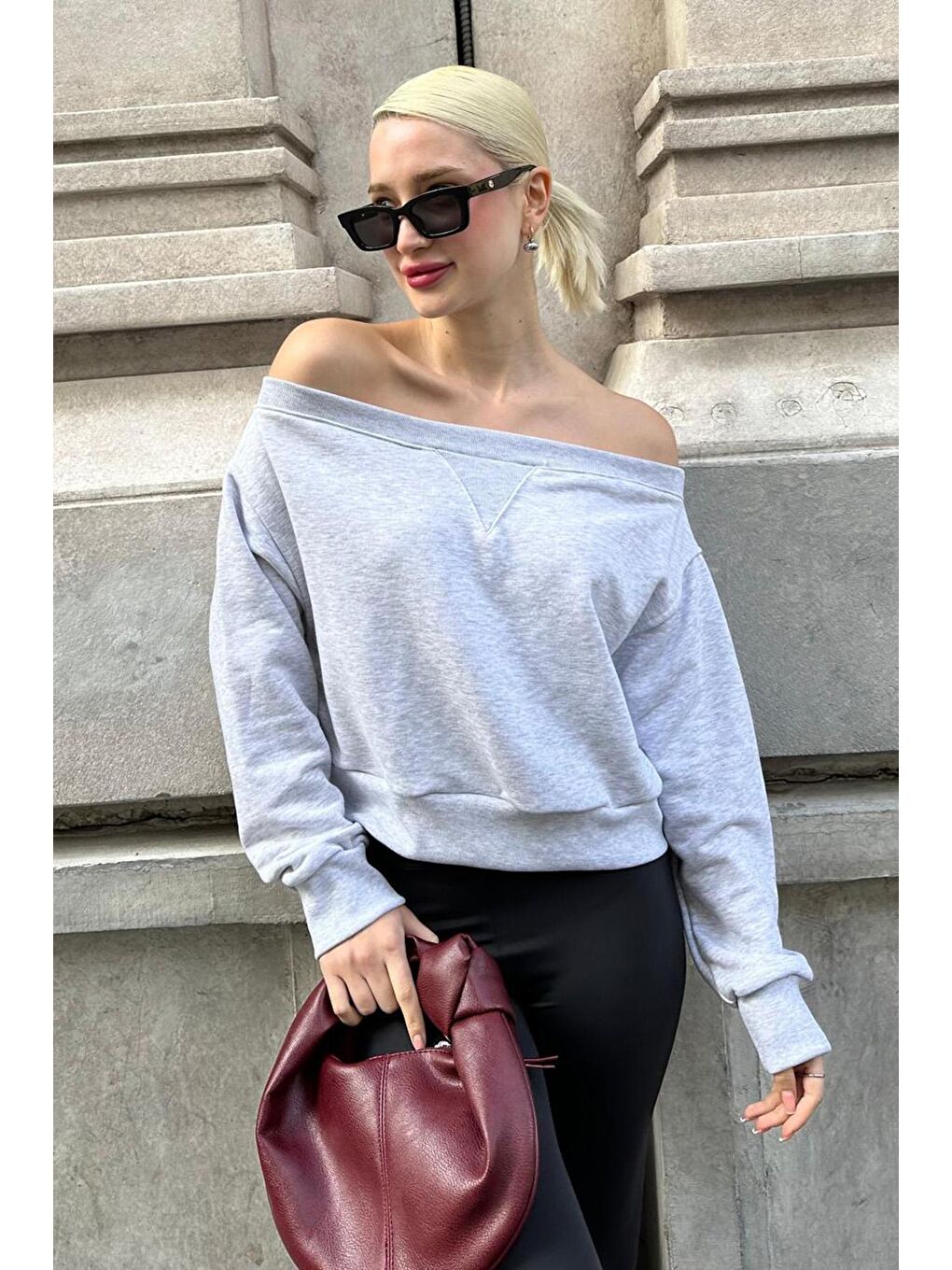 Beyaz Karmelanj Kayık Yaka Kadın Sweatshirt Mg2239