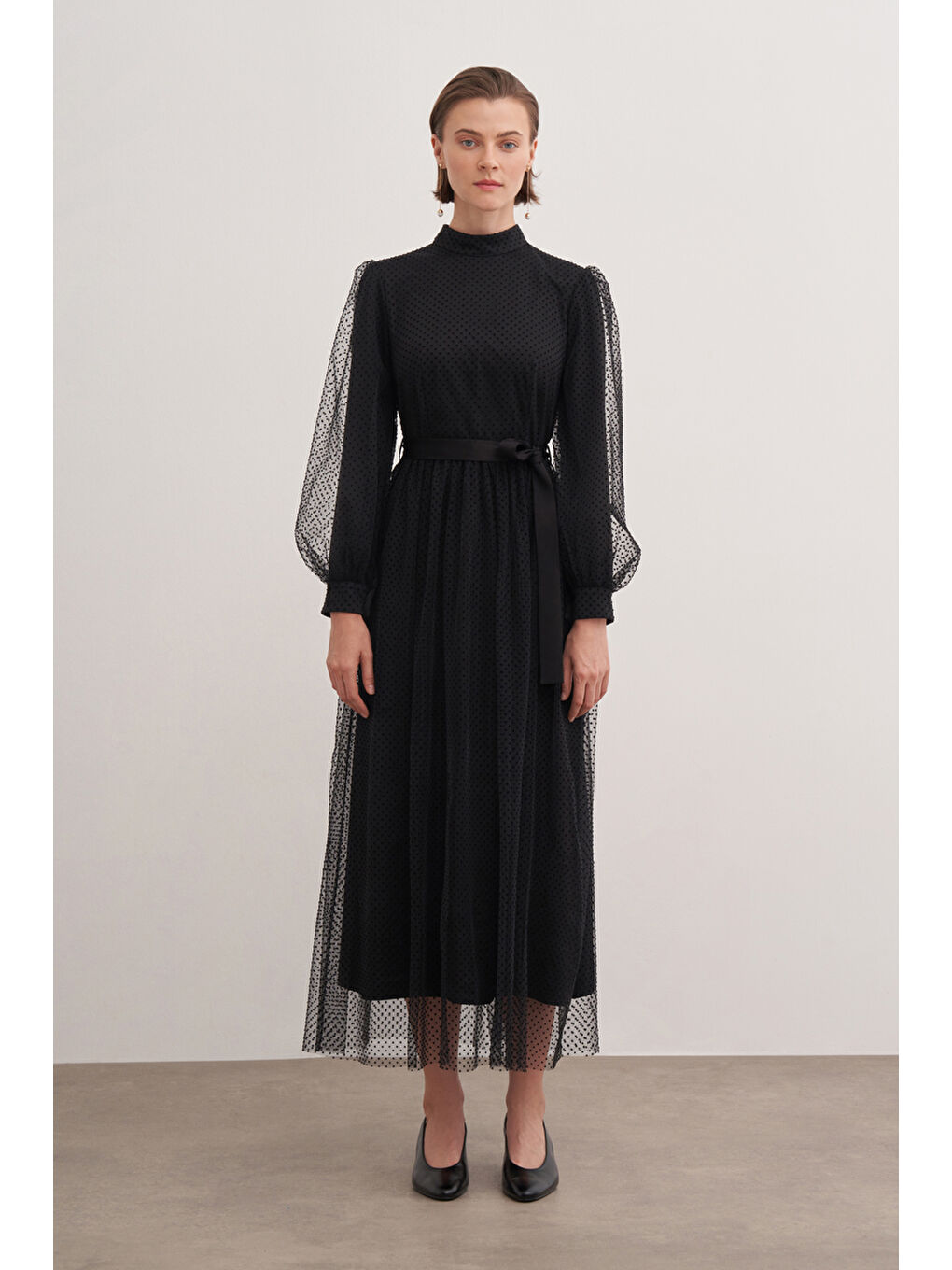 Siyah Balon Tül Detaylı Elbise