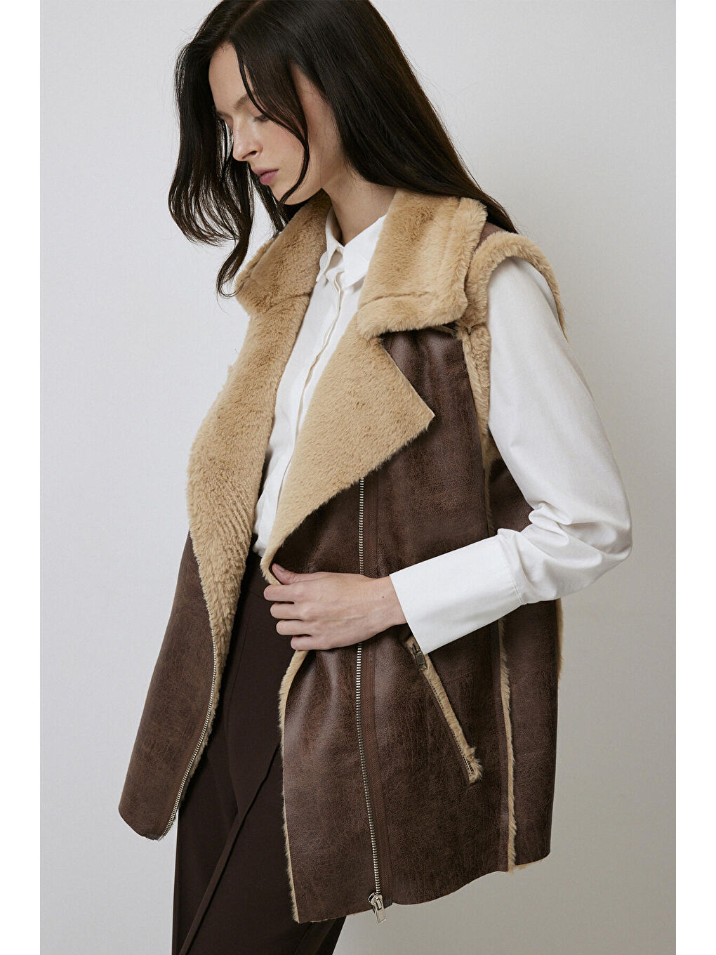 Kahverengi İçi Kürklü Suni Deri Yelek-5