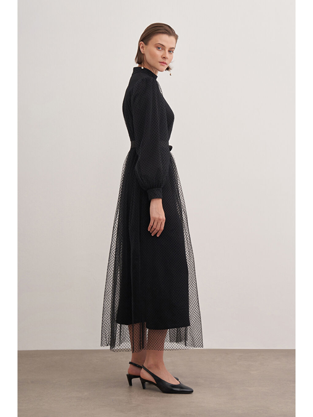 Siyah Balon Tül Detaylı Elbise-1