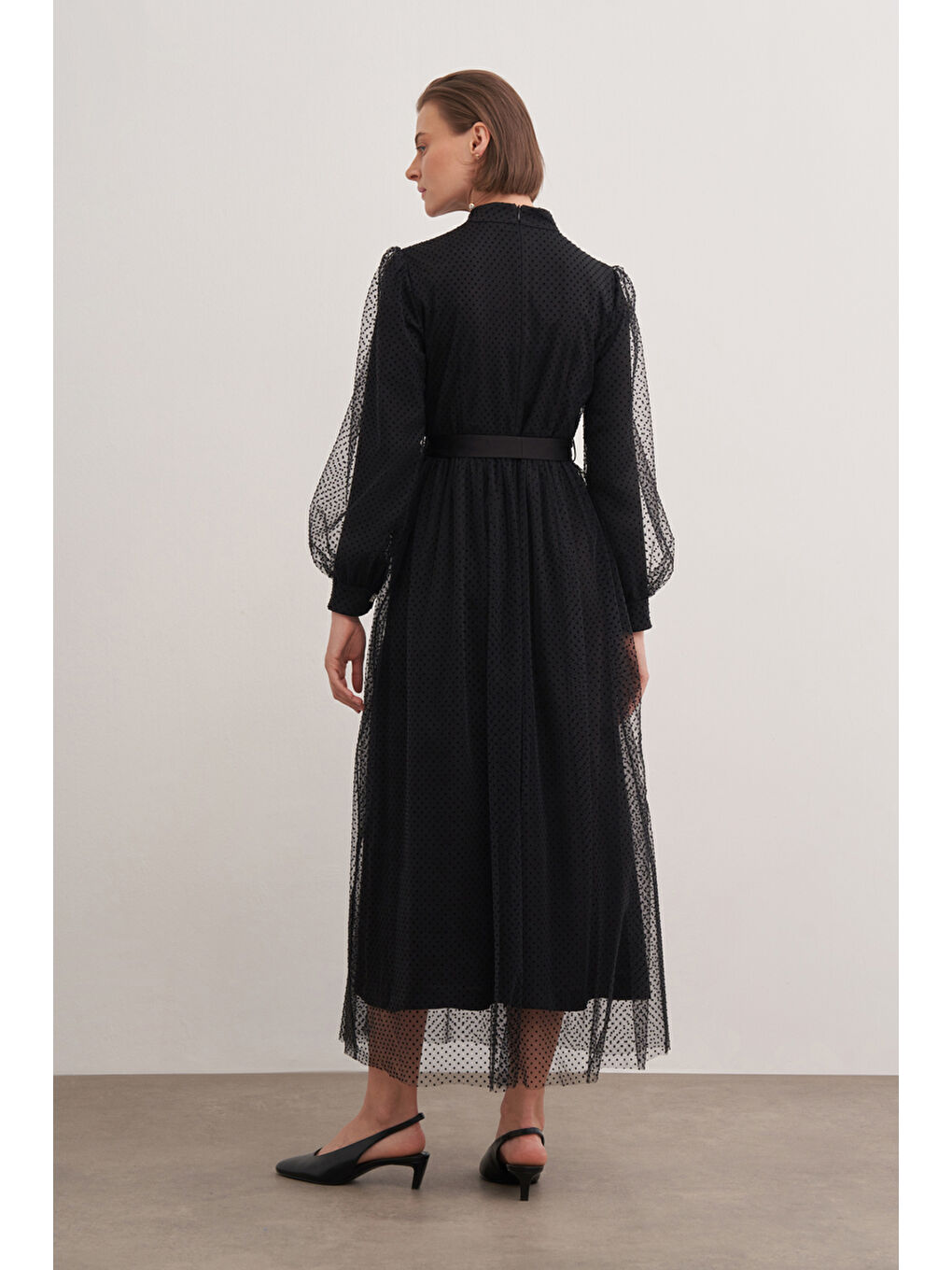 Siyah Balon Tül Detaylı Elbise-5