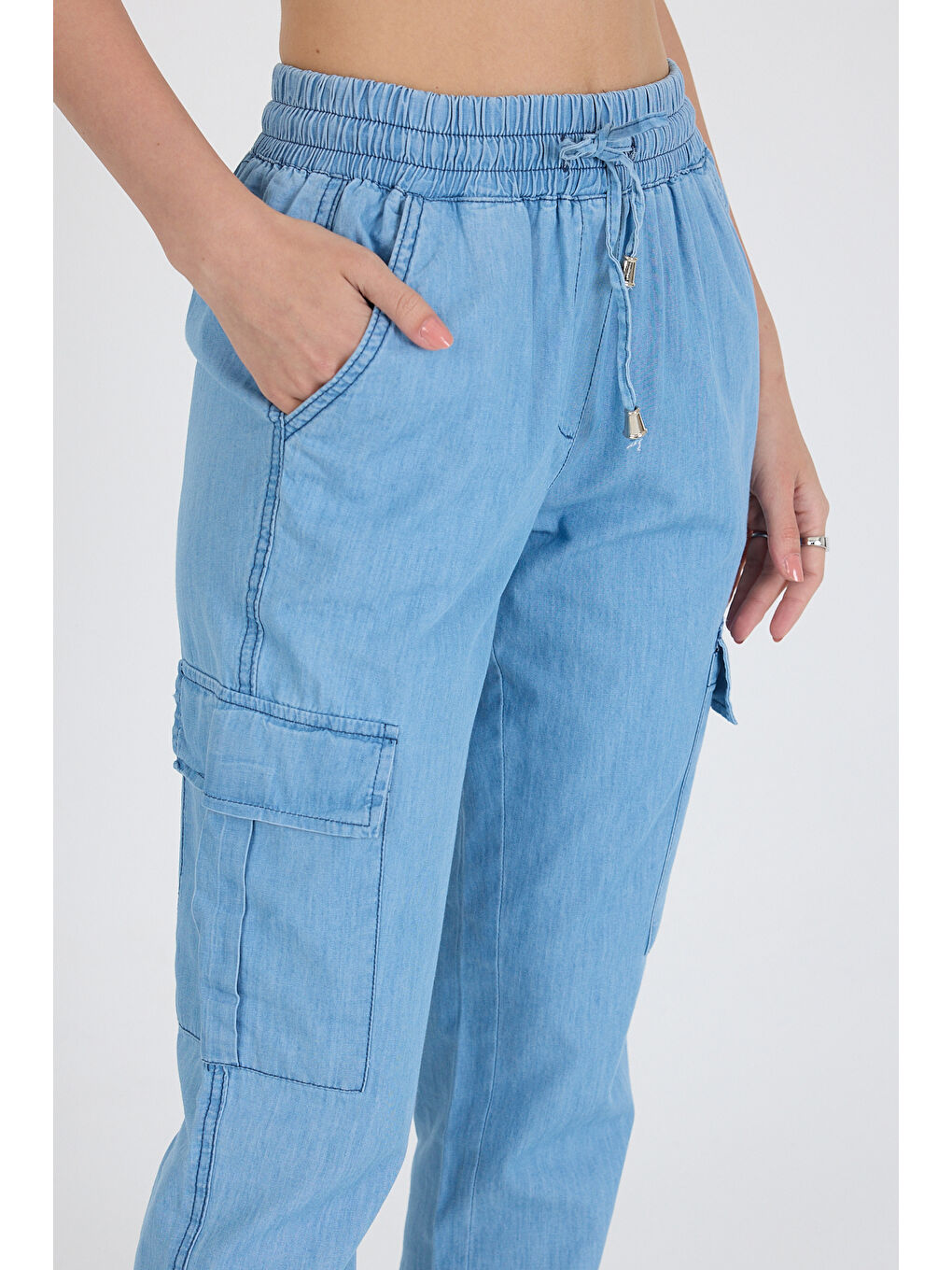 Mavi Yanı Kargo Cepli Paça Lastikli Jean Kadın Pantolon 5041-1