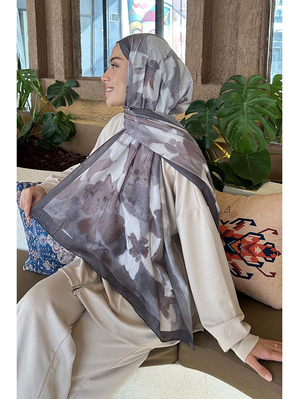 Kahverengi Flora Garden Desen Bambu Şal Toprak-3