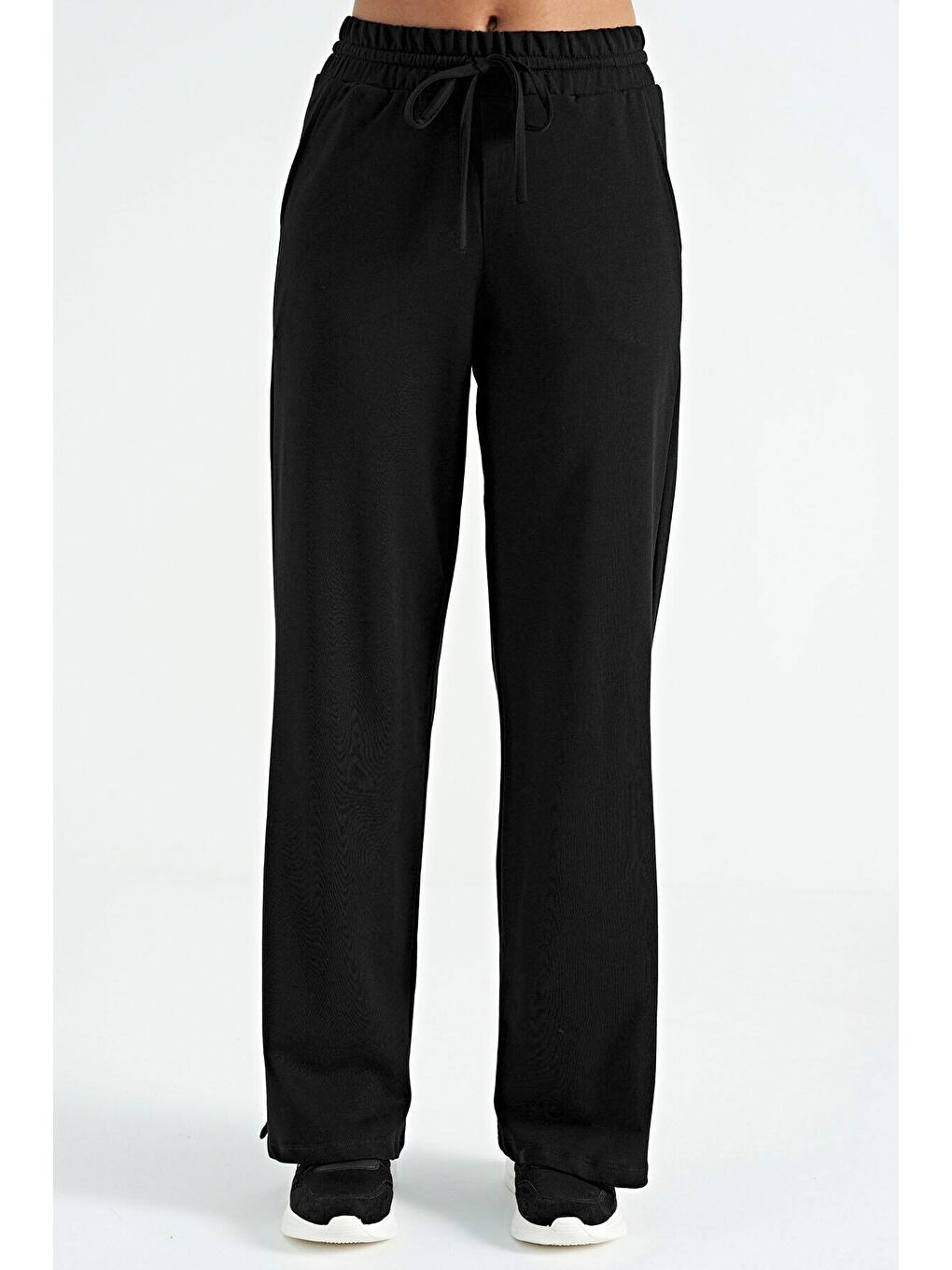 Siyah Yan Yırtmaç Detaylı Rahat Kalıp Kadın Geniş Paça Eşofman Alt - 02121