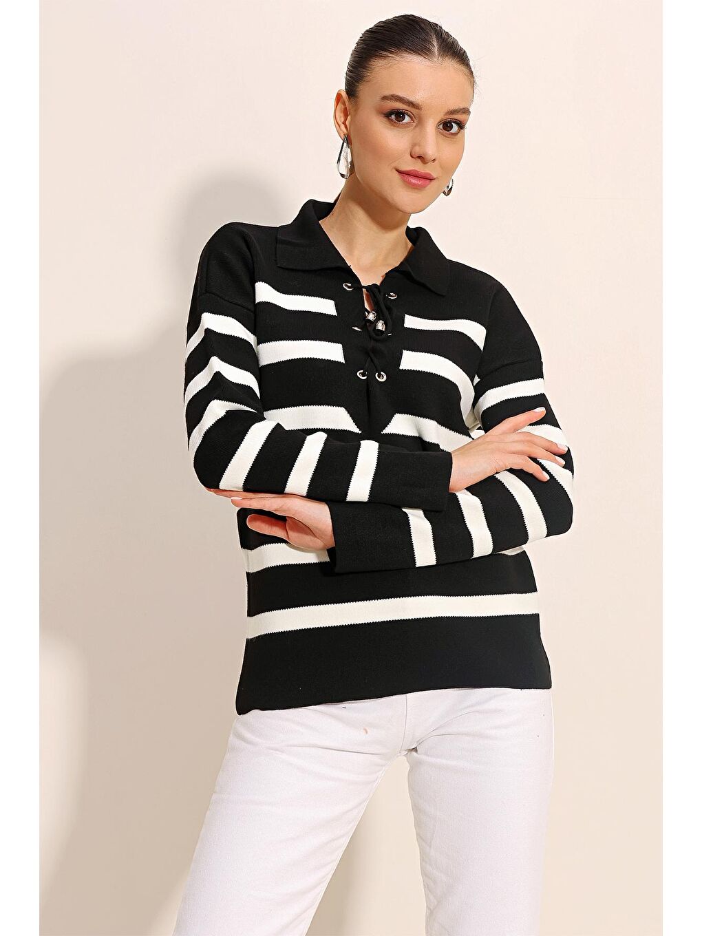 15844 Yaka Detaylı Oversize Triko Kazak - Siyah-4