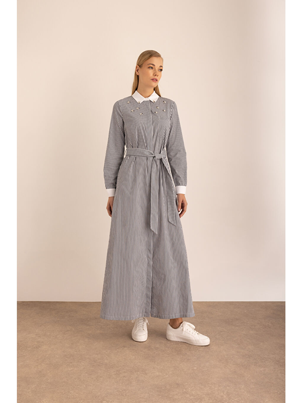 Lacivert Çizgili Pamuk İşleme Detaylı Elbise-3