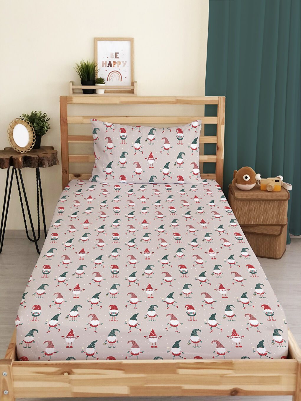 Karışık Cüce Desenli Tek Kişilik Dijital Baskılı Lastikli Çarşaf Takımı (Pamuklu) – 100x200cm