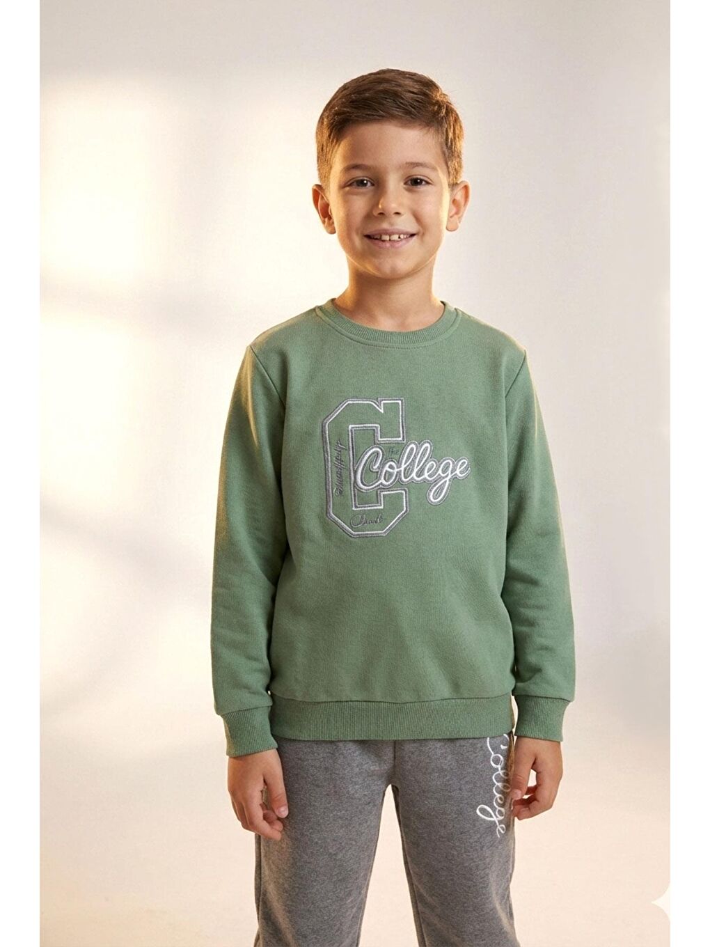 Erkek Çocuk Eşofman Takımı Kolej Rüzgarı Yazı Nakışlı Mint Yeşili (5-10 Yaş)