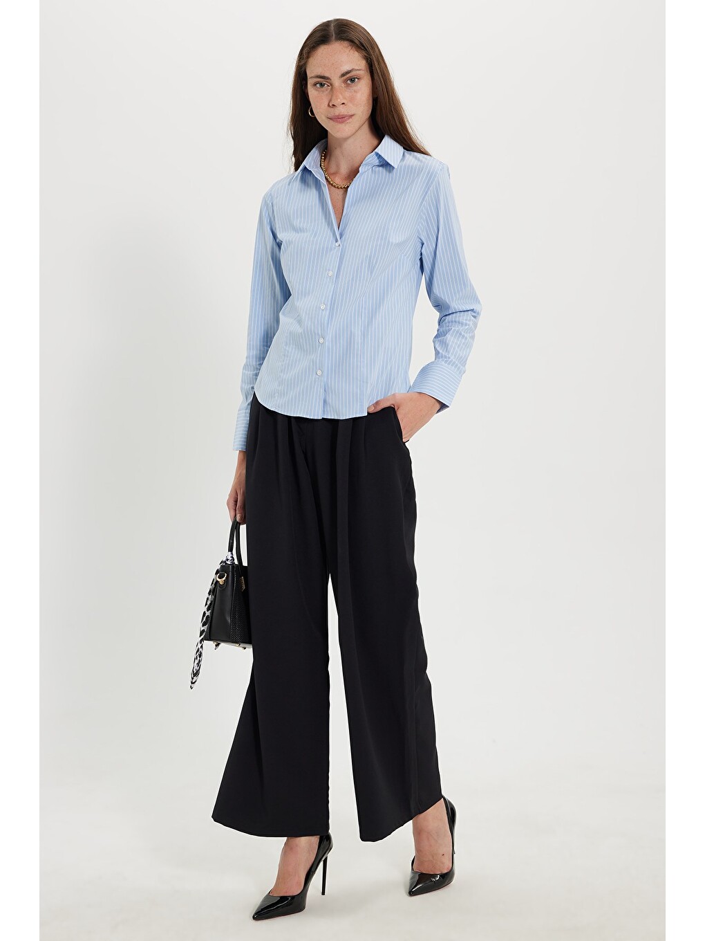 Kadın Slim Fit Dar Kesim Pamuklu Uzun Kollu Çizgili Mavi Kadın Gömlek-1