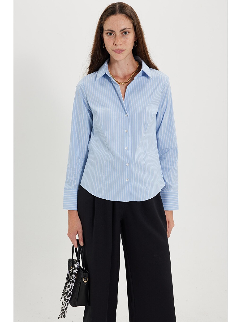 Kadın Slim Fit Dar Kesim Pamuklu Uzun Kollu Çizgili Mavi Kadın Gömlek-3