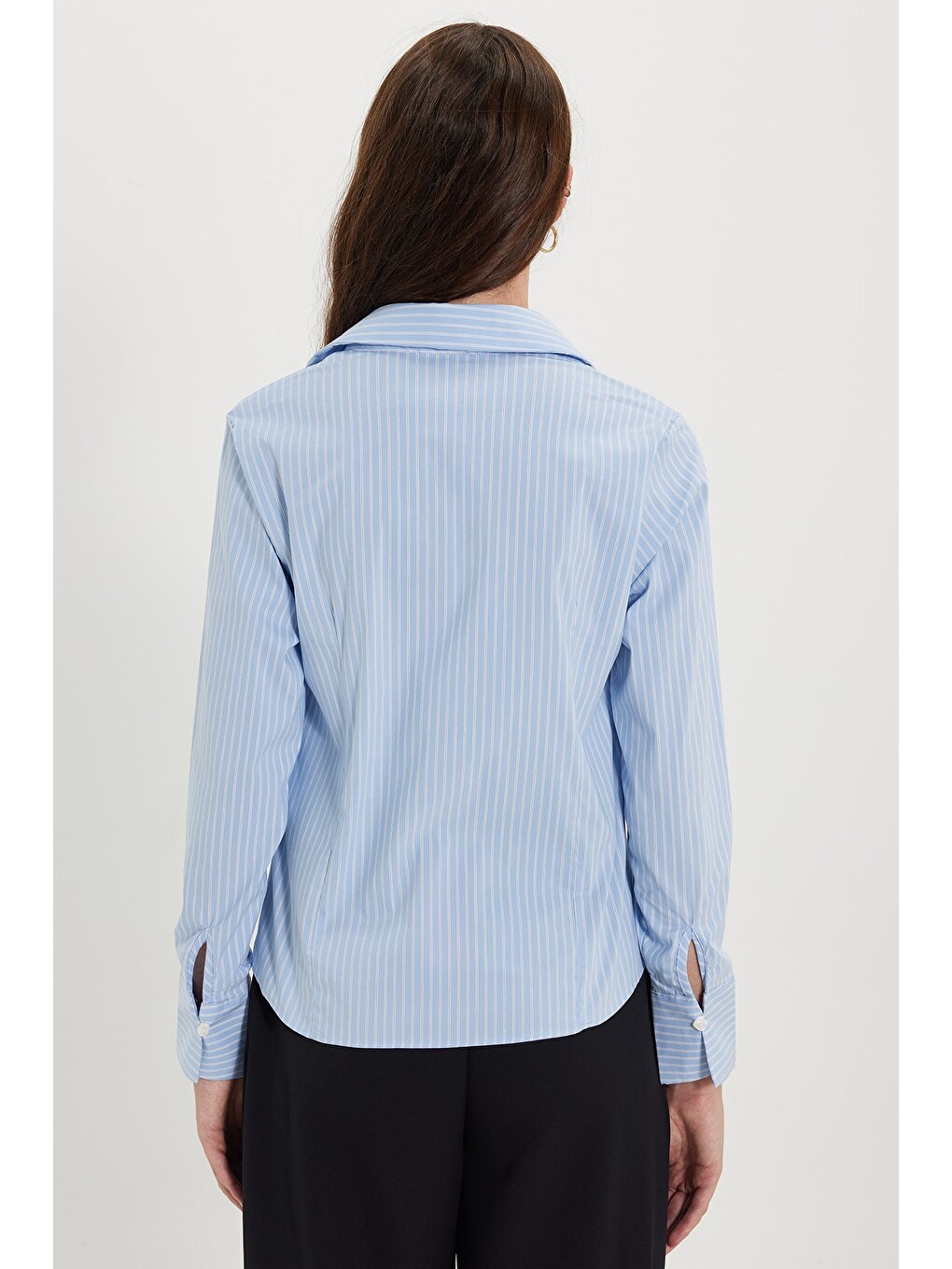 Kadın Slim Fit Dar Kesim Pamuklu Uzun Kollu Çizgili Mavi Kadın Gömlek-6