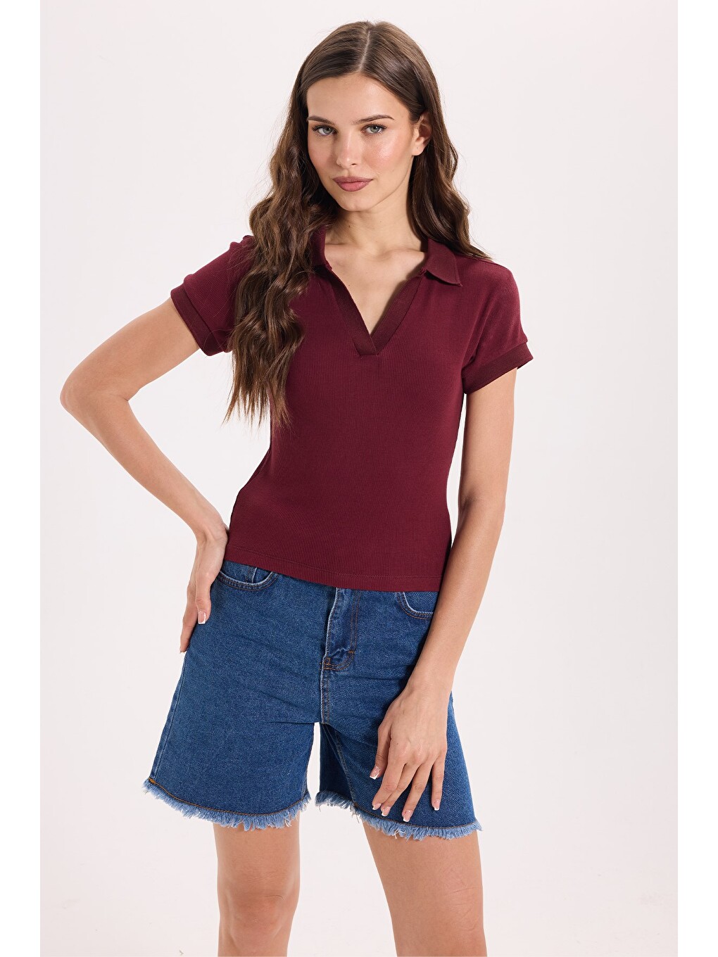 Kadın Slim Fit Dar Kesim Pamuklu Kısa Kollu Bordo Polo Yaka Tişört-3