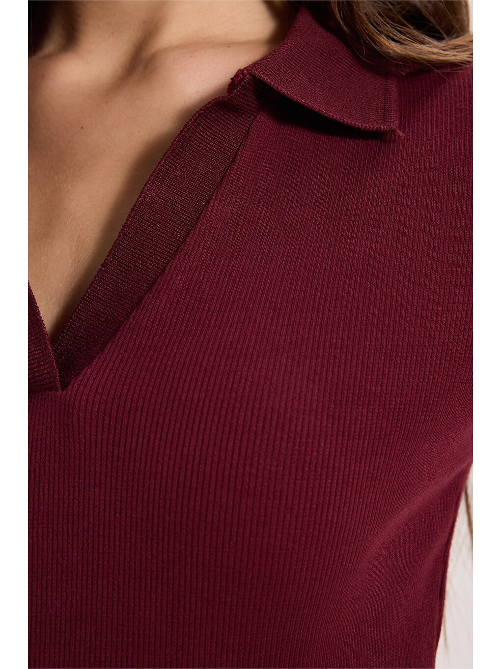 Kadın Slim Fit Dar Kesim Pamuklu Kısa Kollu Bordo Polo Yaka Tişört-5