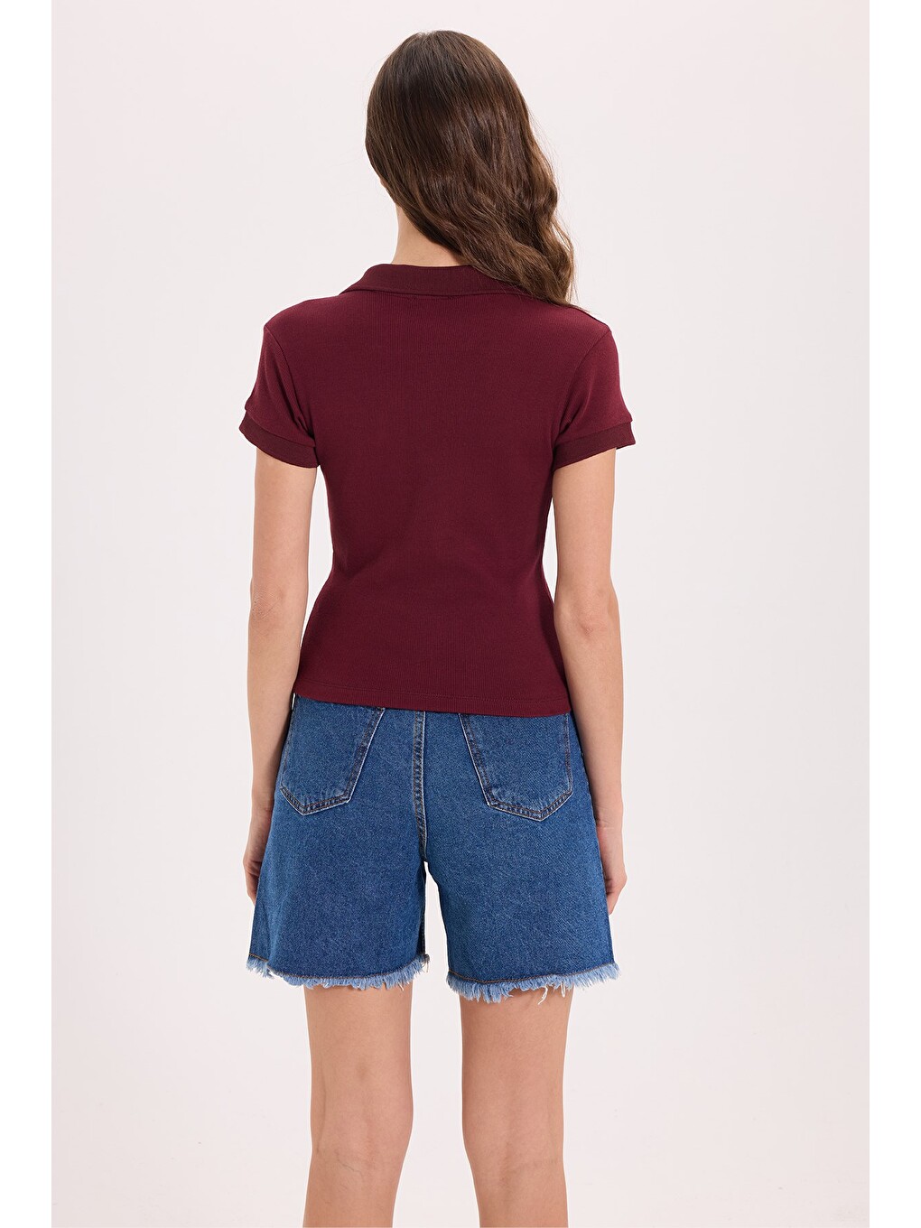 Kadın Slim Fit Dar Kesim Pamuklu Kısa Kollu Bordo Polo Yaka Tişört-6