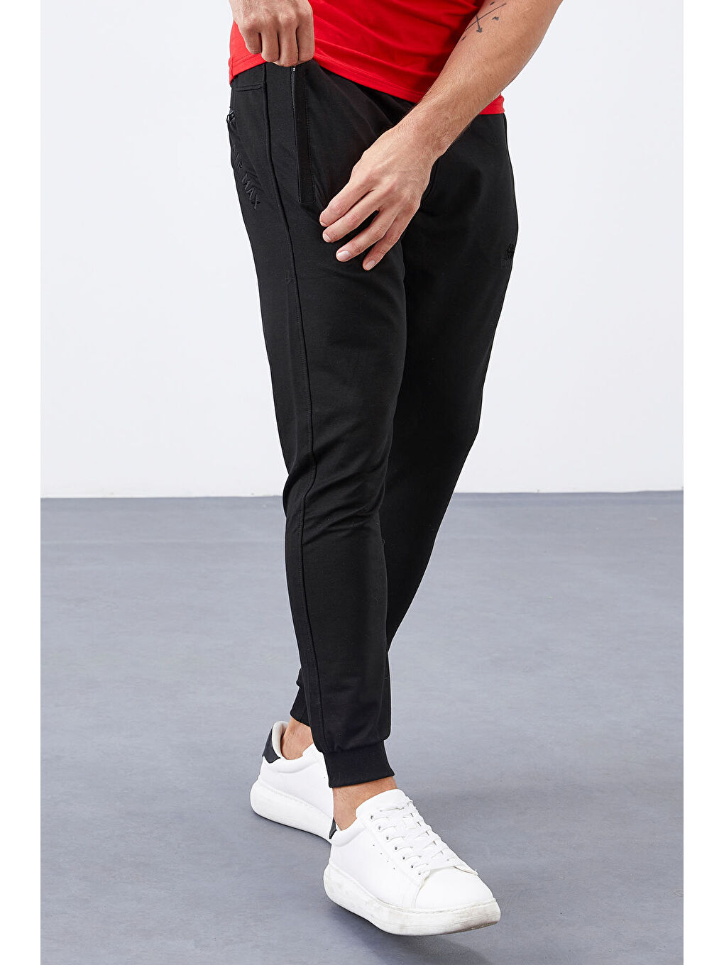 Siyah Fermuar Cepli Dar Kalıp  Erkek Jogger Eşofman Altı- 84343-4