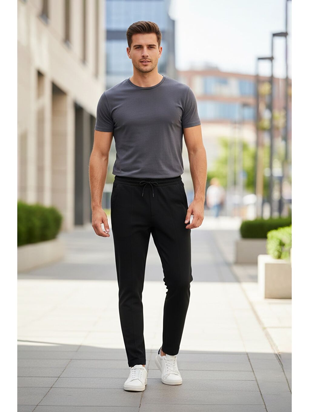 Siyah Beli Bağlamalı Çimalı Baskılı Pantolon