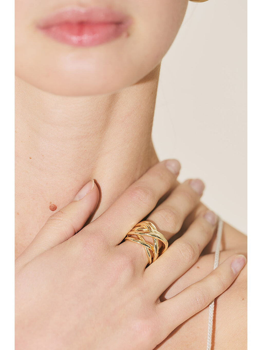 Sarı Lıne Yüzük Gold