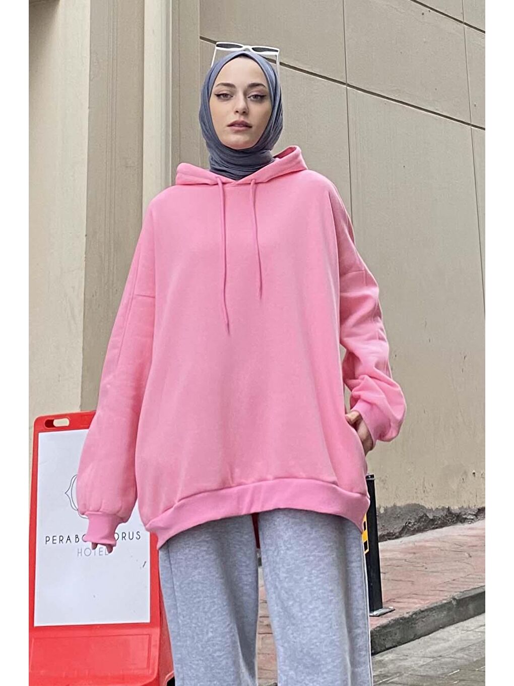 Pembe Kapüşonlu Oversize Yan Cepli Sweat Pudra-2