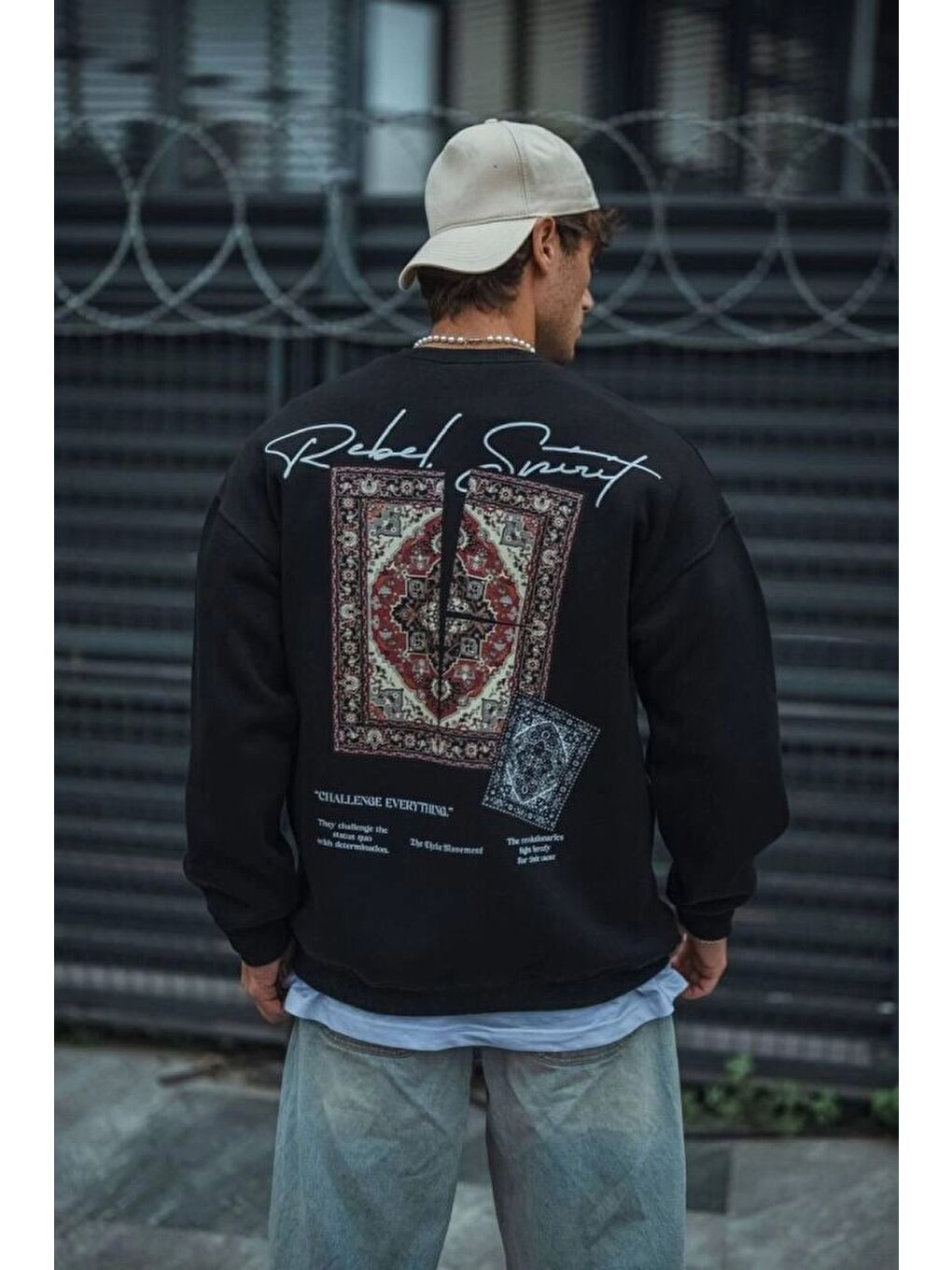 Uzun Kol Bisiklet Yaka Baskılı Sweatshirt - Siyah-2