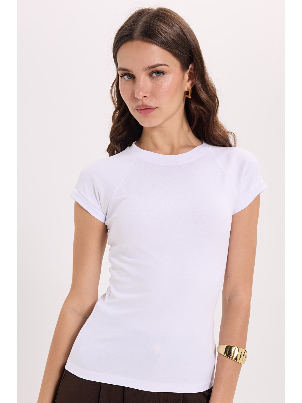 Kadın Slim Fit Dar Kesim Bisiklet Yaka Reglan Kol %100 Pamuk Beyaz Tişört Bluz-3
