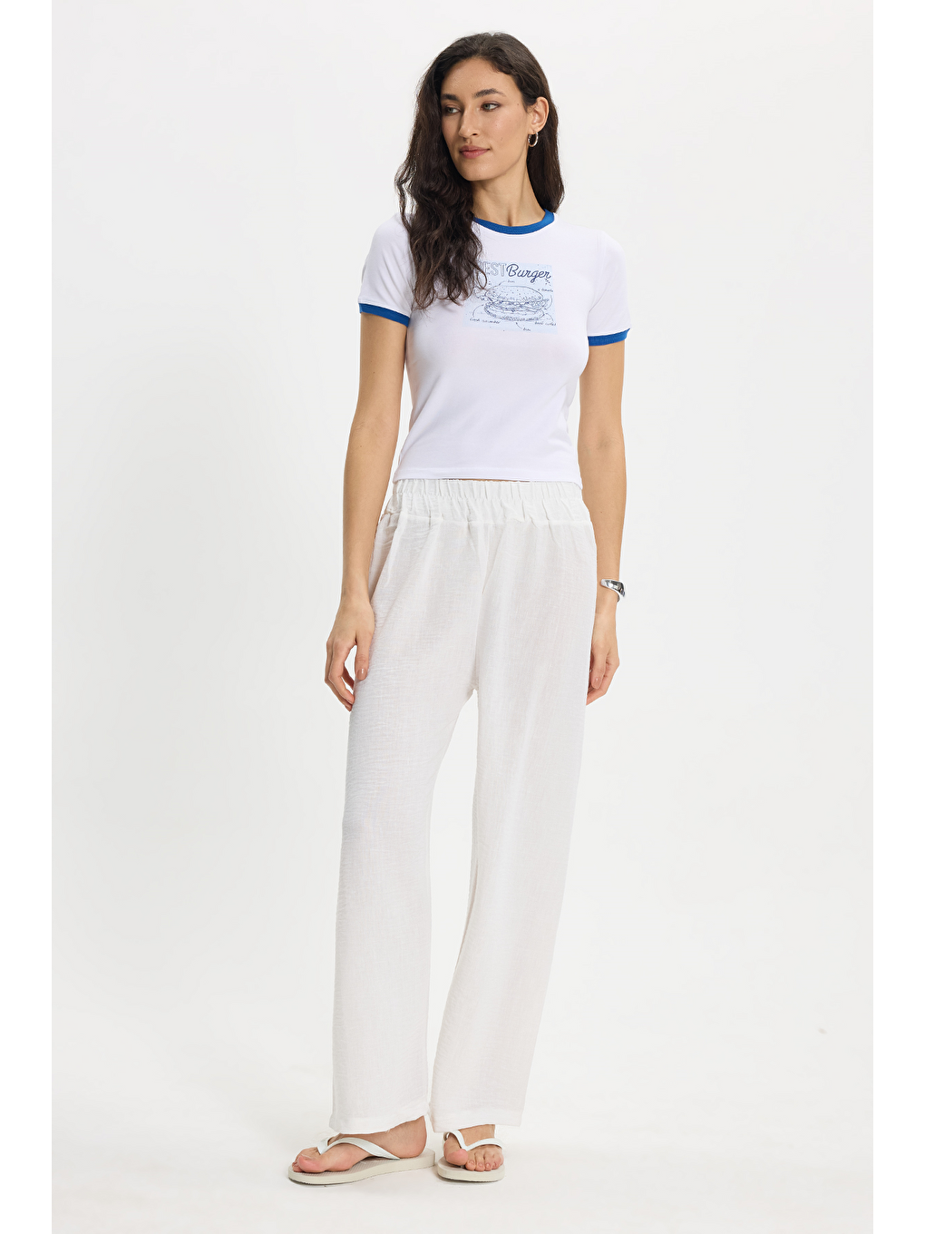 Kadın Slim Fit Dar Kesim %100 Pamuk Bisiklet Yaka Kısa Kollu Baskılı Beyaz Tişört-1