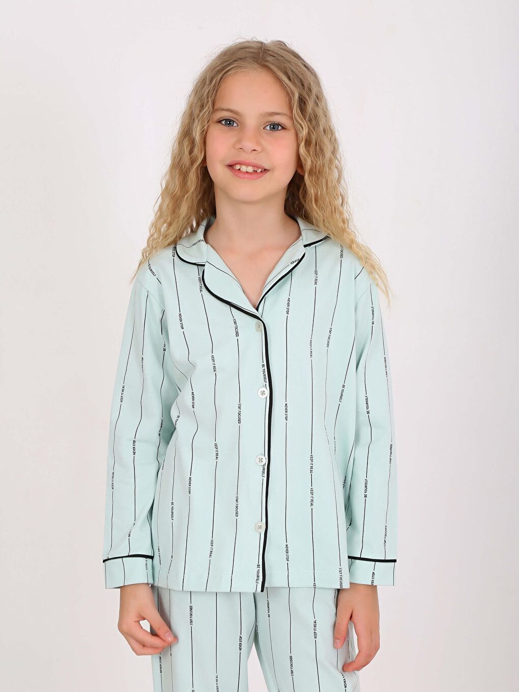Vitmo Yeşil Kız Çocuk Uzun Kollu Düğmeli Pijama Takımı Stay Focused Mint